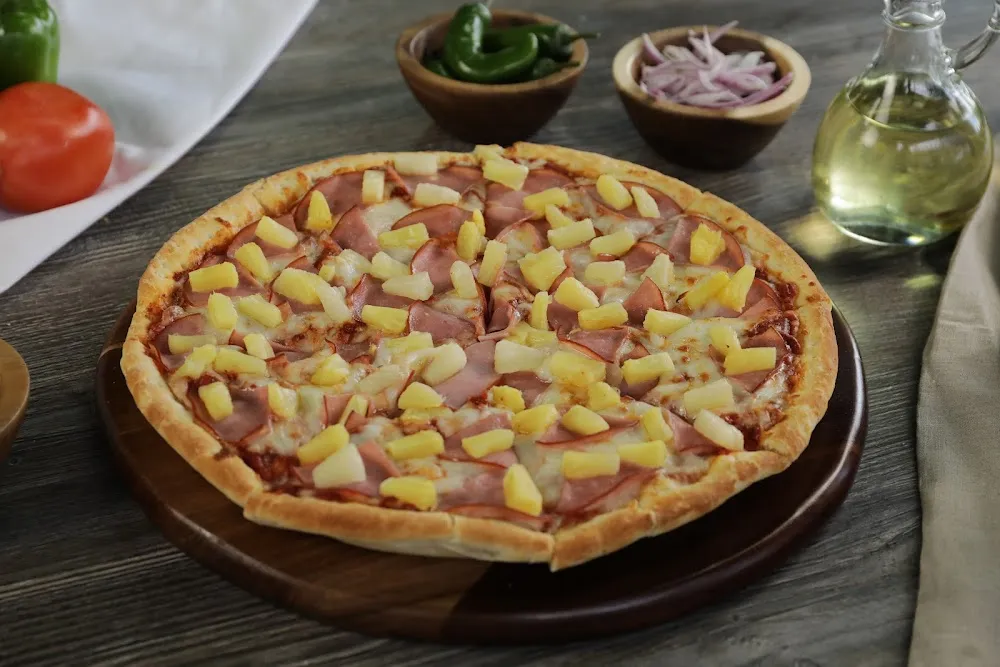 Hawaiian Pizza